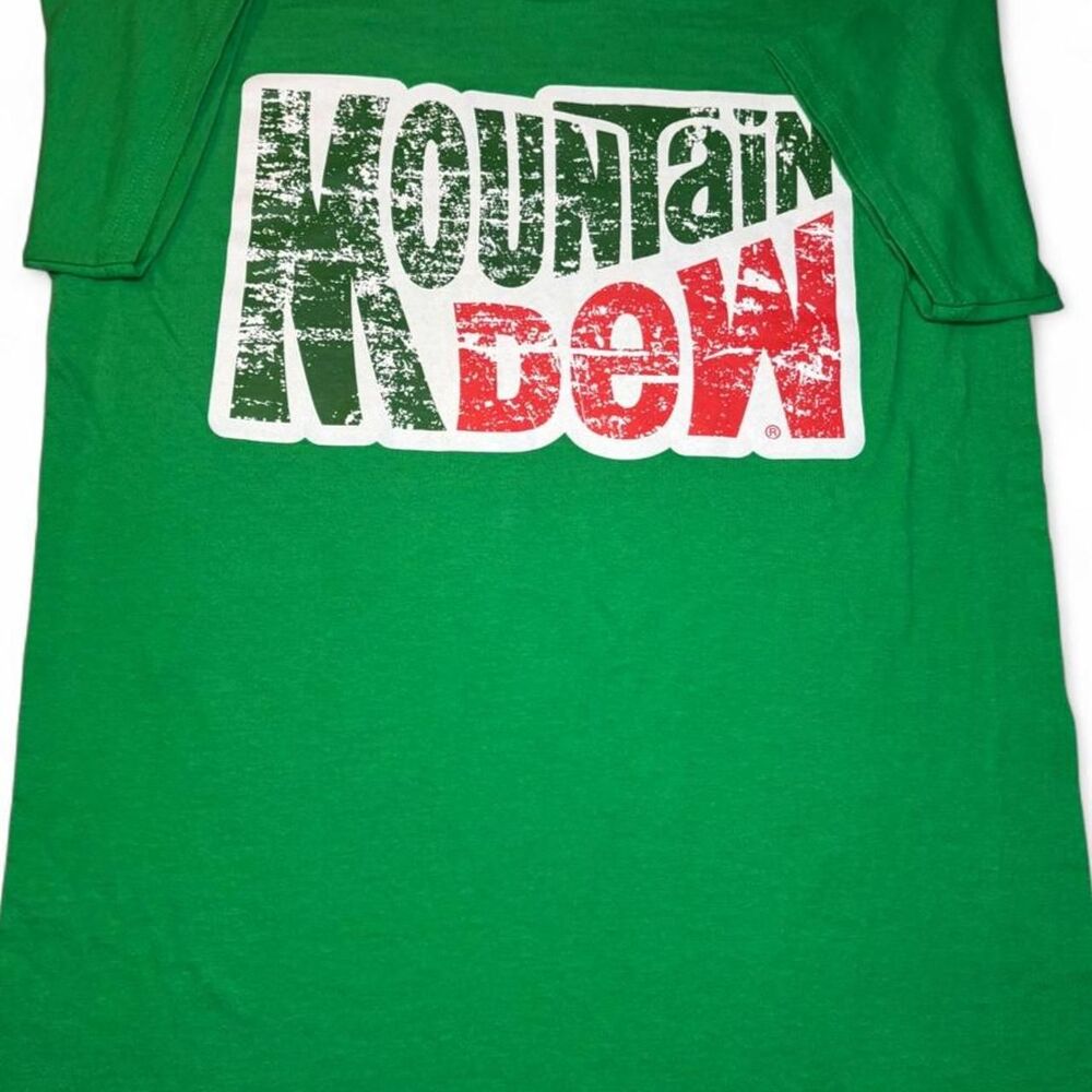 Mountain Dew Graphic T-Shirt Medium Green Vintage Style Soda Tee